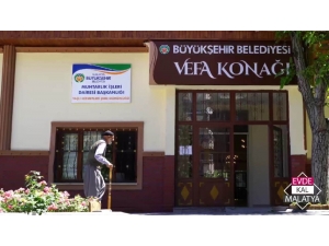 Ferdi Tayfurlu Klip İle Evde Kal Mesajı