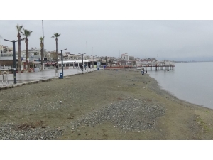 Vatandaşlar Çağrıya Uydu, Sahiller Ve Piknik Alanları Boş Kaldı