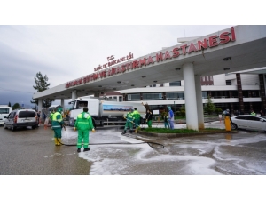 Temizlik Çalışmaları Devam Ediyor