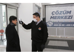 Atakum’da Ateş Ölçer Ve Dezenfektanlı Salgın Önlemi