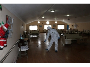 Kartal Belediyesi’nin Korona Virüsü Dezenfekte Çalışması Devam Ediyor