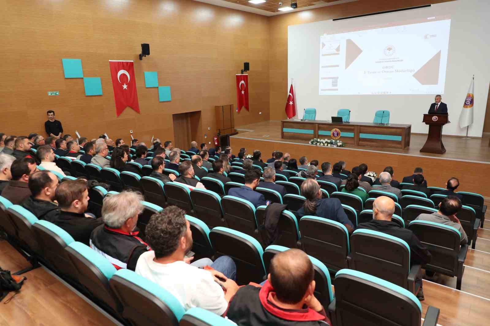 ordu-da-kahverengi-kokarcayla-mucadelede-300-bin-samuray-arisi-ve-113-bin-800-tuzak