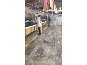 Ptt’den Sosyal Mesafe Kuralı Uyarısı