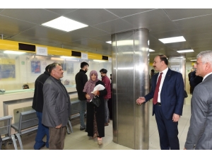 Vali Erin’den Ptt İşlemlerinde Sıralı Sistem Uyarısı