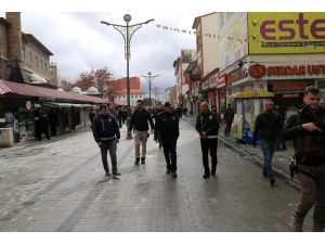Ağrı’da Polisin ‘Evde Kal’ Çağrılarına İl Emniyet Müdürü Özen De Katıldı