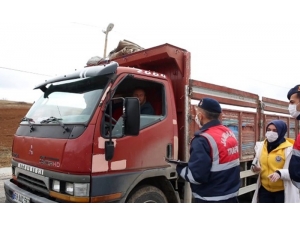 Korona Virüse Karşı Bayburt’ta Vatandaşlar Bilgilendiriliyor