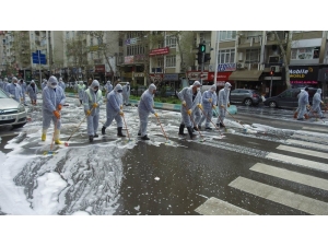 Kahramanmaraş’ta Caddeler Dezenfekte Edildi