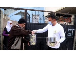 Adana’da 2 Bin Aileye Sıcak Yemek