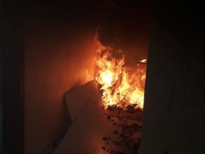 Elazığ’da Metruk Ev Yangını