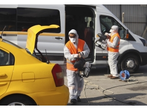 Semt Pazarı Taksi Ve Servis Araçları İçin Dezenfekte İstasyonuna Dönüştürüldü