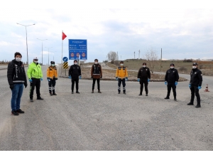 Koronavirüs Saha Ekibinden ‘Evde Kal’ Çağrısı