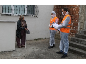 Emine Teyze, Tavuklarının Yemi Bitince Belediye Başkanını Aradı