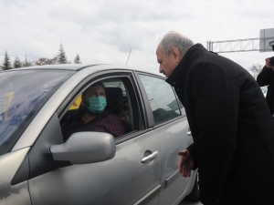 Vali Çakacak Virüs Tedbirleri Kapsamında Trafik Denetimlerine Katıldı