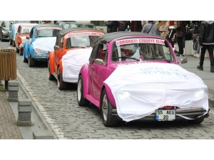 Maske Taktığı Vosvoslarıyla Farkındalık Oluşturuyor