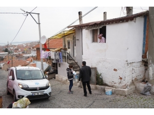Ayvalık Koronavirüse Karşı Omuz Omuza