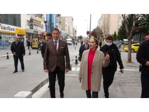 Uşak’ta Zorunlu Olmadıkça Caddeye Çıkan Vatandaşlara Para Cezası Kesilecek