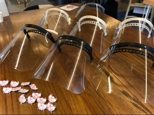 Van’dan Sağlık Çalışanlarına 3 Boyutlu Maske Desteği