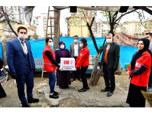 Yeşilyurt’ta Yaşlılara Yardım