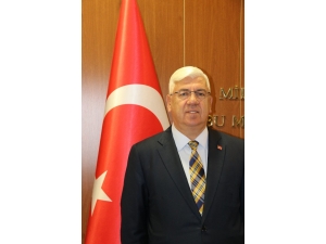 Başkan Yüksel, Maaşını Başlatılan Kampanyaya Bağışladı