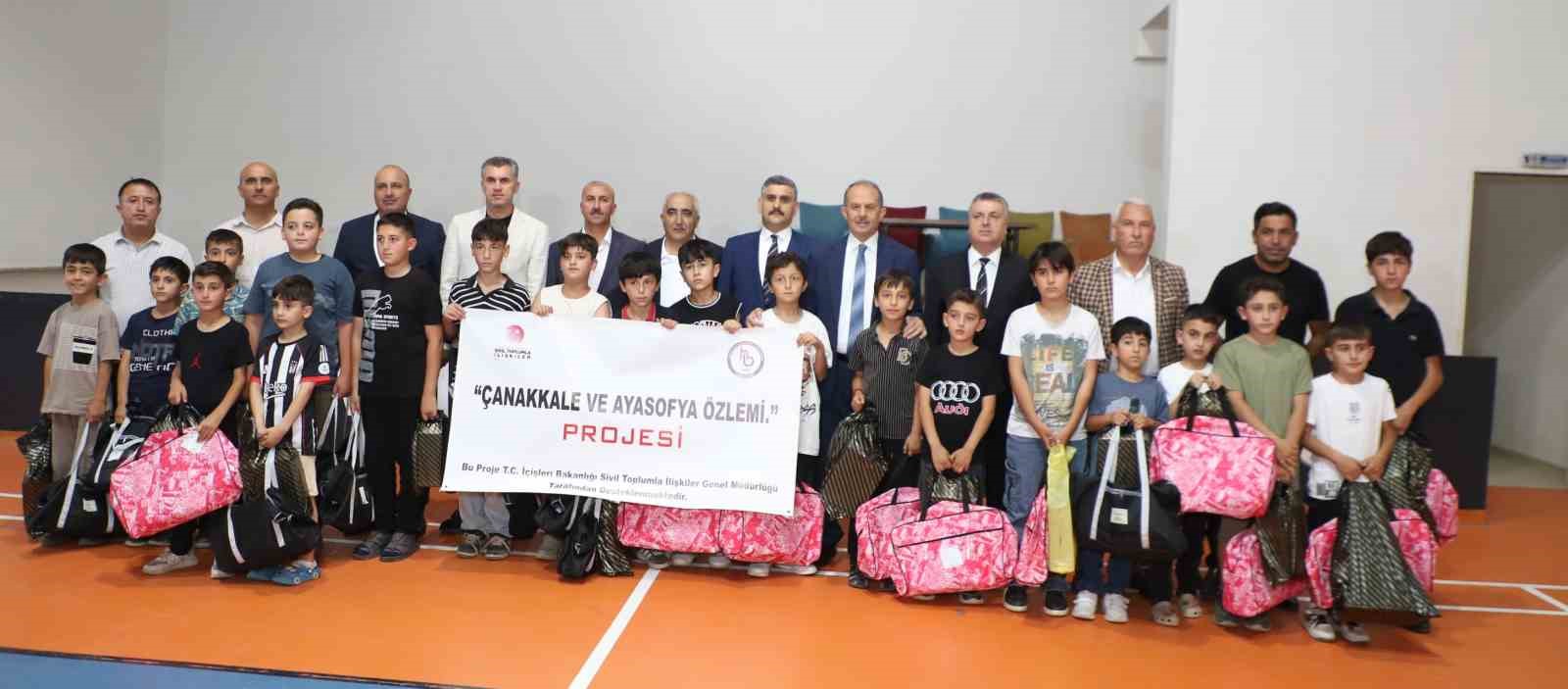 hakkari-de-cocuklara-yonelik-spor-kultur-ve-egitim-projesi-baslatildi