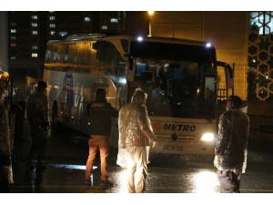 Konya’da Test Sonucu Negatif Çıkan Umrecilerin Tahliyesi Başladı