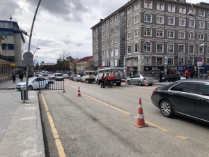 Polisten Vatandaşlara “Sizi Seviyoruz, Evde Kalın” Anonsu