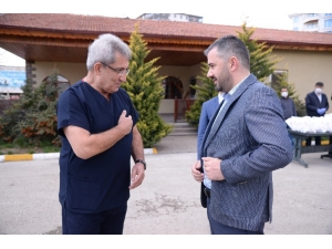 Pursaklar Belediyesinden Temizlik Çalışanlarına Destek Paketi