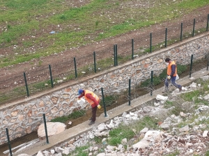 Kahta’da Park Ve Bahçelerde Hummalı Dezenfekte Çalışmaları