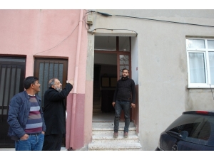 Hayrete Düşüren Olay: “Sanki Kendi Evleri”