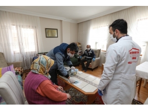 Adapazarı Vefa Destek Grubu Vatandaşların İhtiyaçları İçin Seferber Oldu