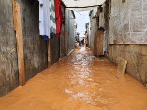 Azez’de Bulunan Çadırları Su Bastı