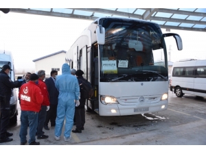 Erzurumlu Umreciler Karantina Sonrası Memleketlerine Döndü