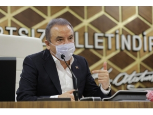 Cam Piramit’te ‘Bağış Kabul Merkezi’ Kuruluyor