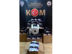 Kocaeli’de 9 Bin 400 Adet Kaçak Maske Ele Geçirildi