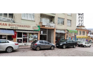 Pasajdaki İş Yerlerinden Kira Almaktan Vazgeçti