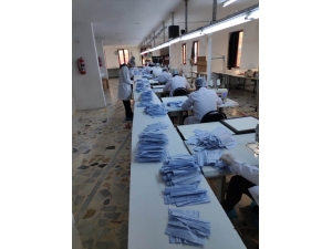 Kaçak Maske Üretimi Yapılan Atölyelere Baskın: 50 Bin Maske Ele Geçirildi