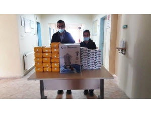 Kaymakam Karadağ’dan Sağlık Personeline Jest