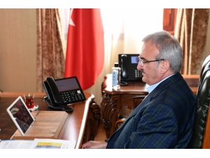 Vali Karaloğlu: “Antalya’da Üretim Sorunsuz Devam Ediyor”