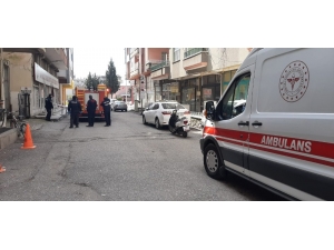 Evde Uykuya Dalan Yaşlı Şahıs Paniğe Neden Oldu