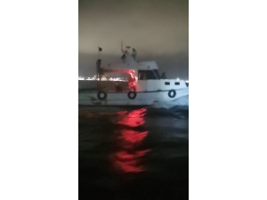 Bursa Gemlik’te Trol Teknesi Yakalandı