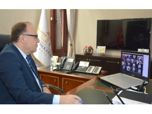 Covid-19’a Karşı İlçelerde Alınan Tedbirleri Canlı Bağlantıyla Değerlendirdi