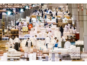 Paris’in Devasa Meyve-sebze Hali Morga Dönüştürülüyor