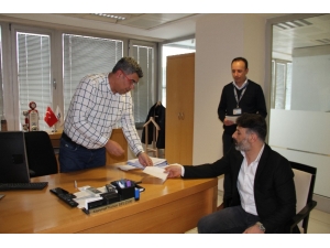 Adıyamanlı İş Adamı Milli Dayanışma Kampanyası’na 300 Bin Tl Bağışladı