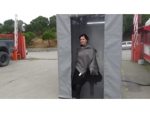 Çalışanlar İçin Fabrika Girişinde Dezenfektan Tüneli Kuruldu