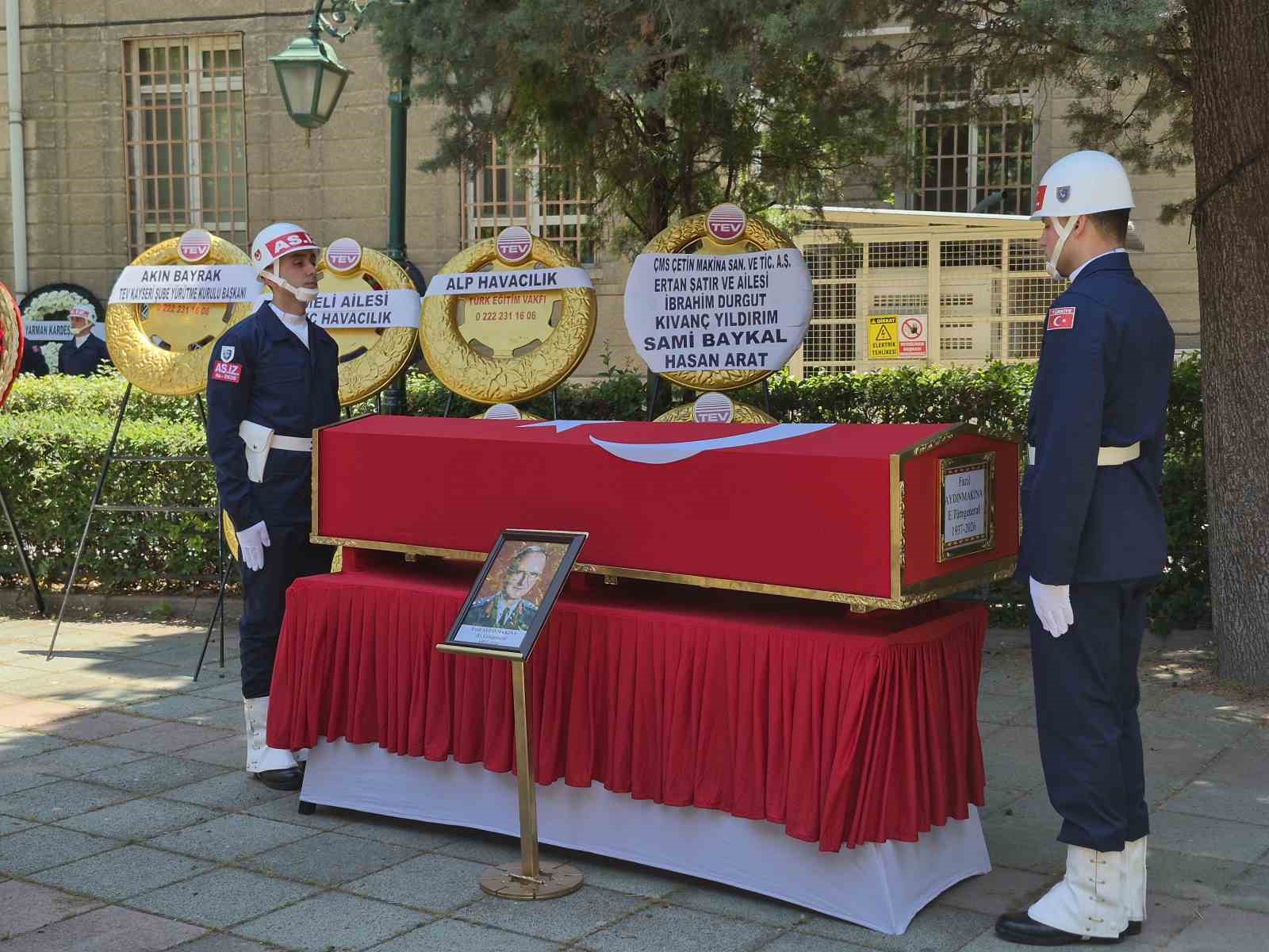 emekli-tumgeneral-fazil-aydinmakina-son-yolculuguna-ugurladi