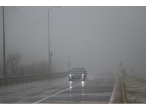 Bolu Dağı’nda Yoğun Sis Ve Yağmur Etkili Oluyor