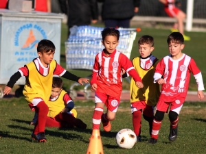 Fraport Tav Antalyaspor’da Altyapı Yakın Takipte