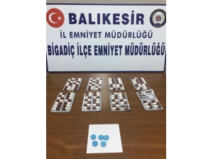 Balıkesir Polisinden 4 Kişiye Uyuşturucu Operasyonu