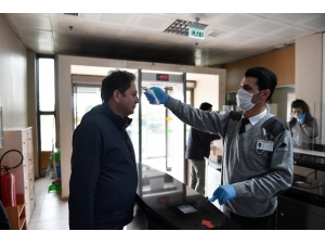 Osmangazi’de Dezenfekte Ve Sosyal Mesafe Üst Düzeyde