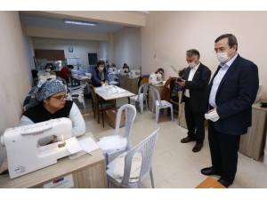 Konak Belediyesi Maske Üretimine Başladı